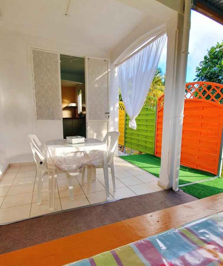 Maison Confortable A Sainte-Anne المظهر الخارجي الصورة