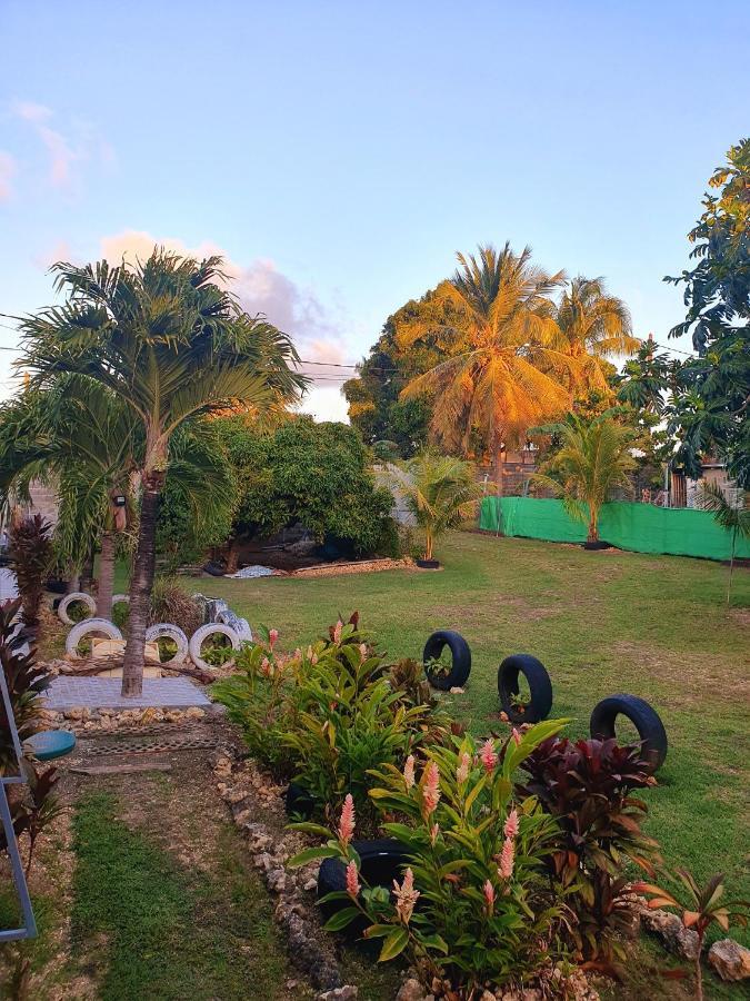 Maison Confortable A Sainte-Anne المظهر الخارجي الصورة